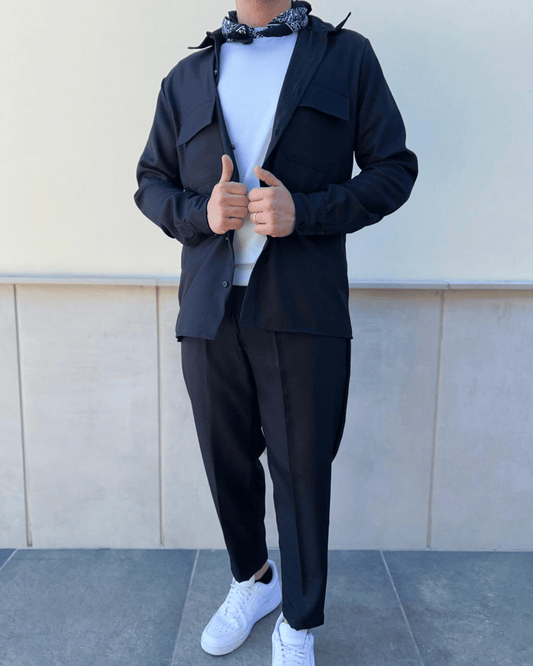 Completo Nero con Camicia Aperta e Bandana