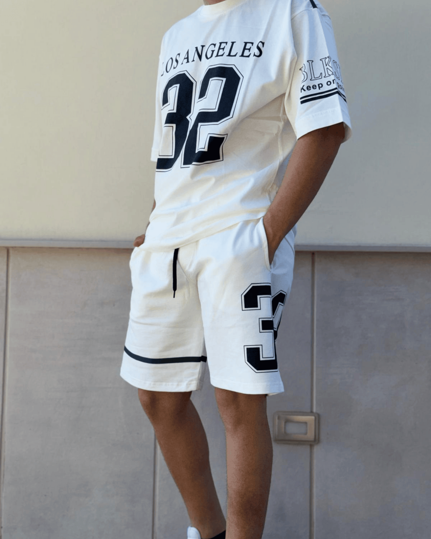 Completo Los Angeles – Maglia e Bermuda Nero e Bianco