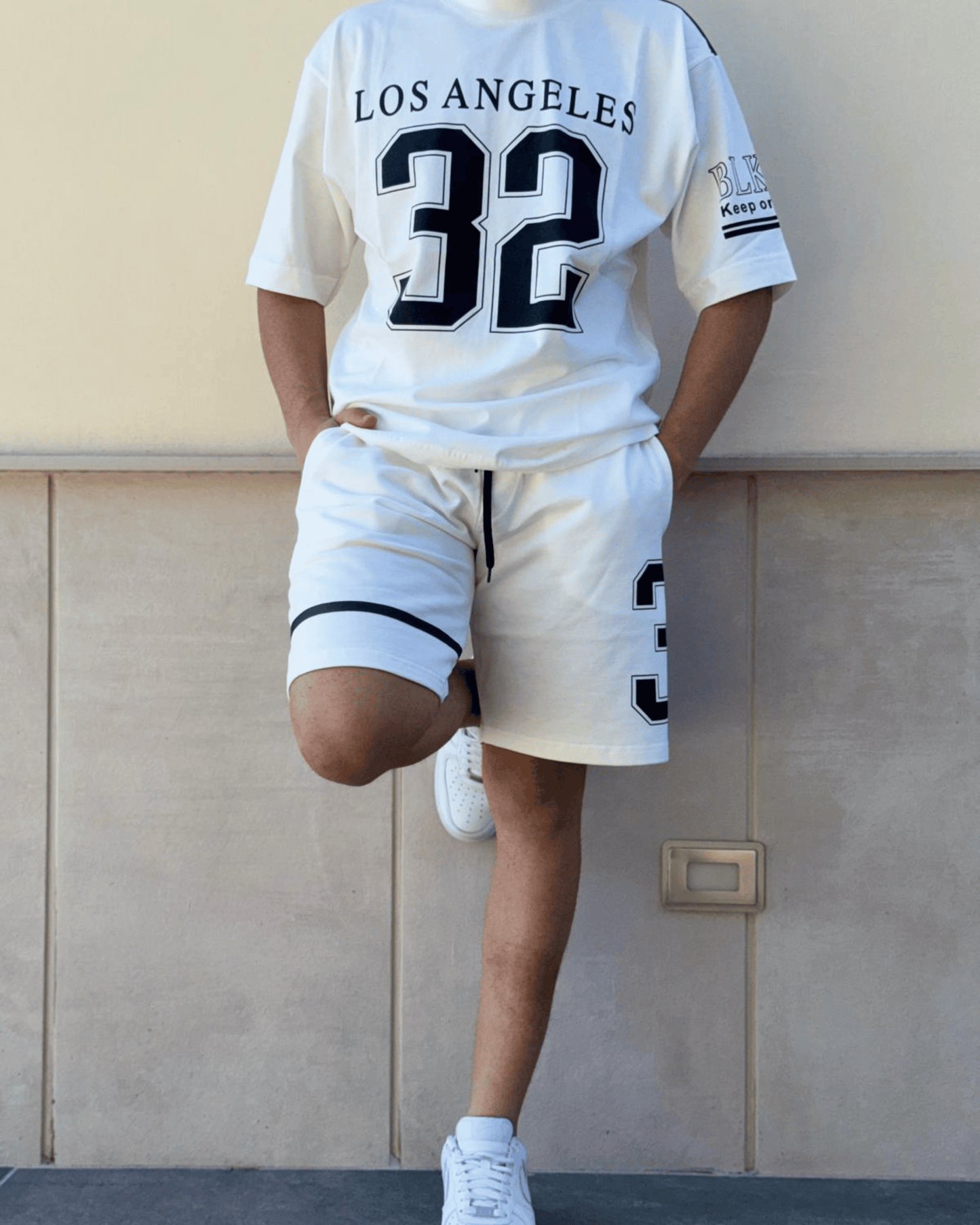 Completo Los Angeles – Maglia e Bermuda Nero e Bianco