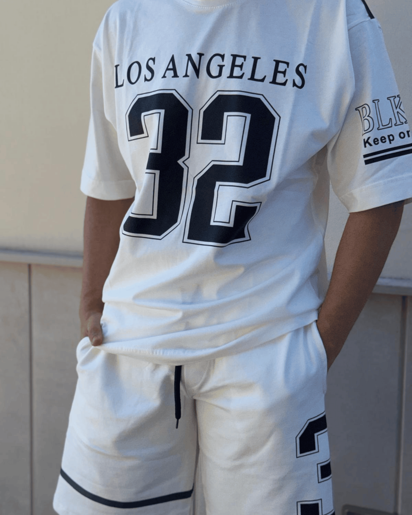 Completo Los Angeles – Maglia e Bermuda Nero e Bianco