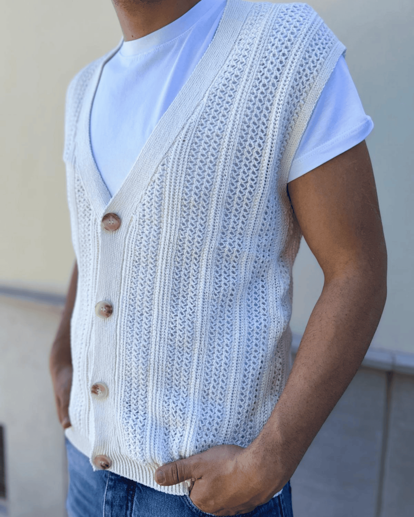 Gilet con bottoni panna