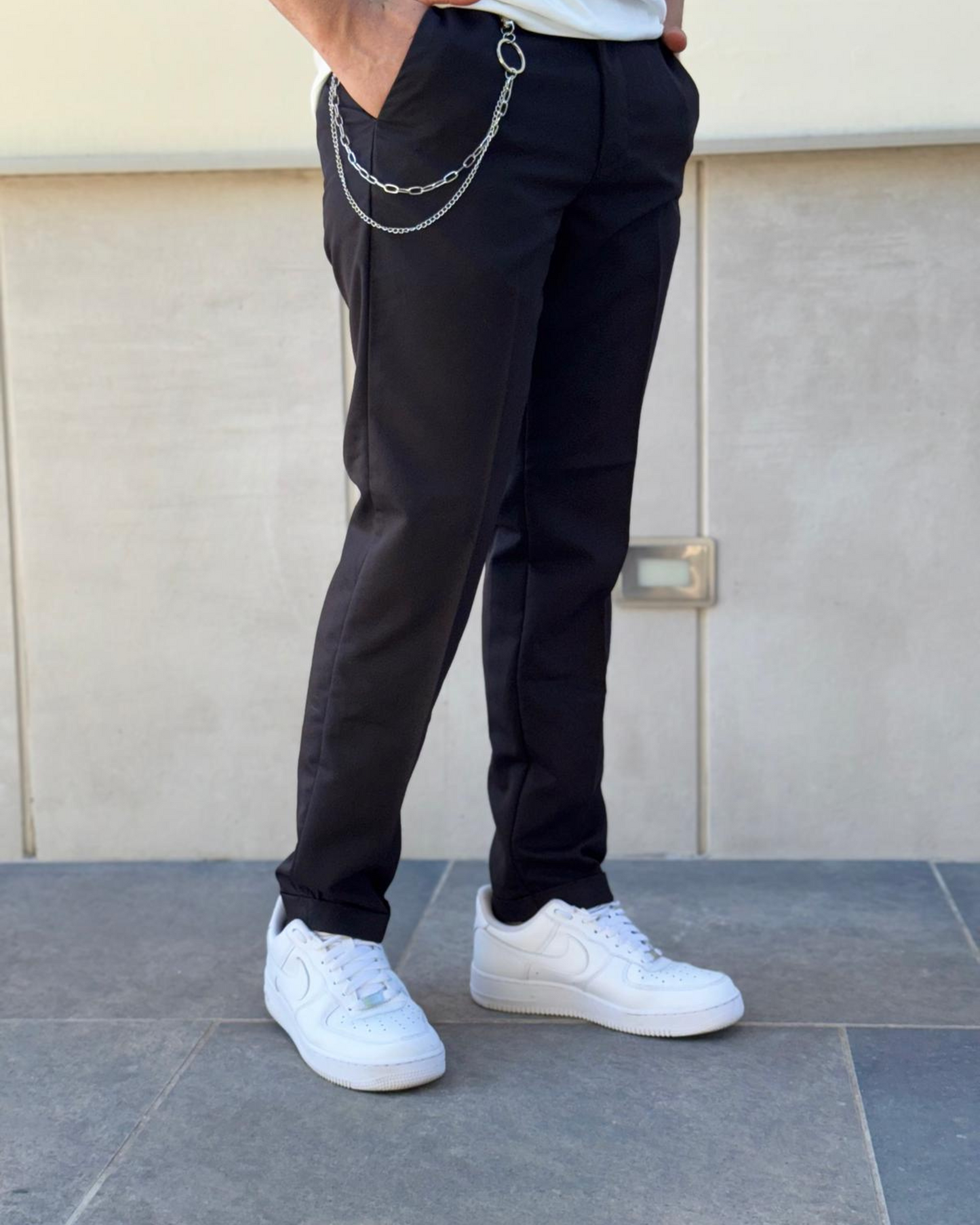 Pantalone Sartoriale Nero con Catena