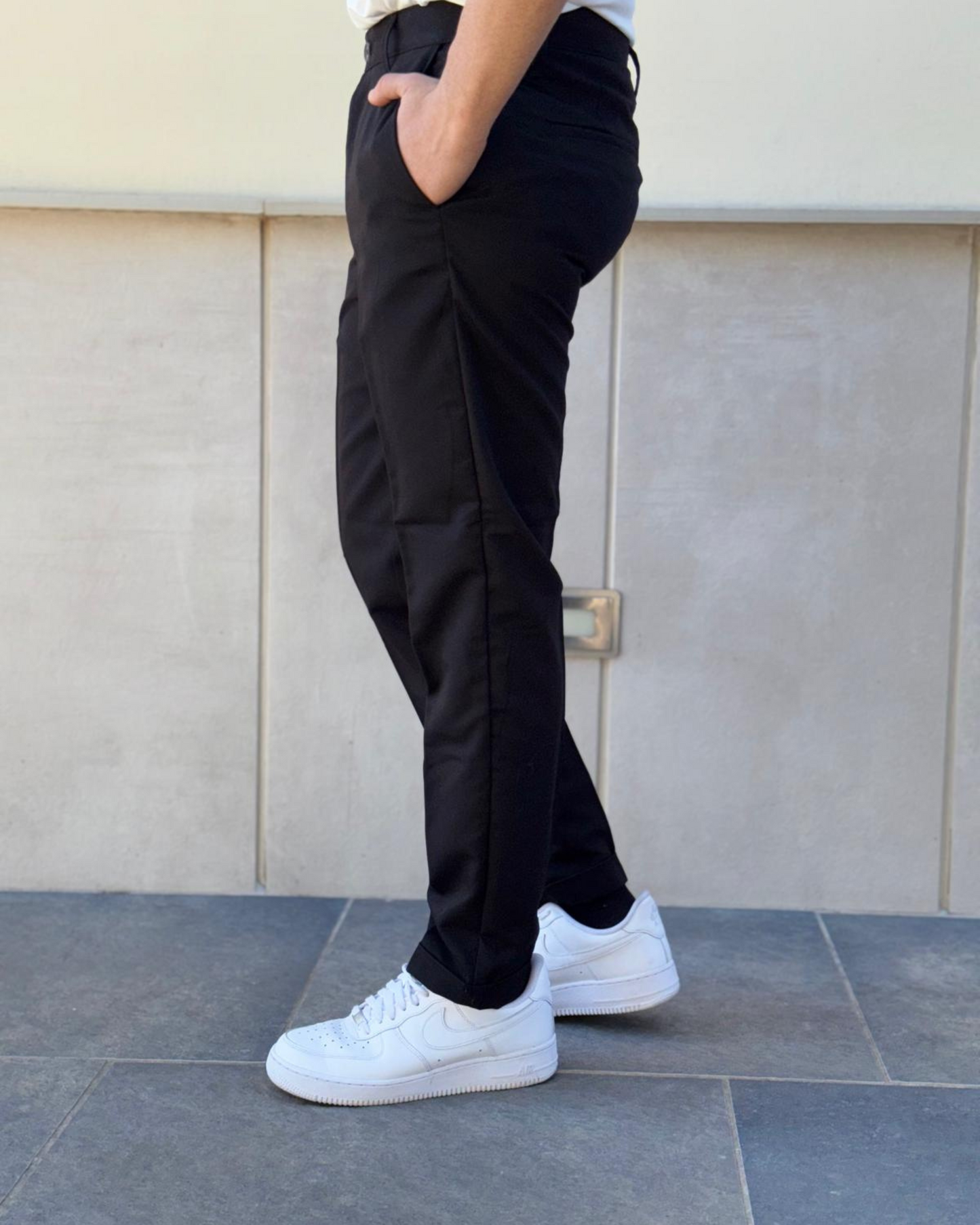 Pantalone Sartoriale Nero con Catena